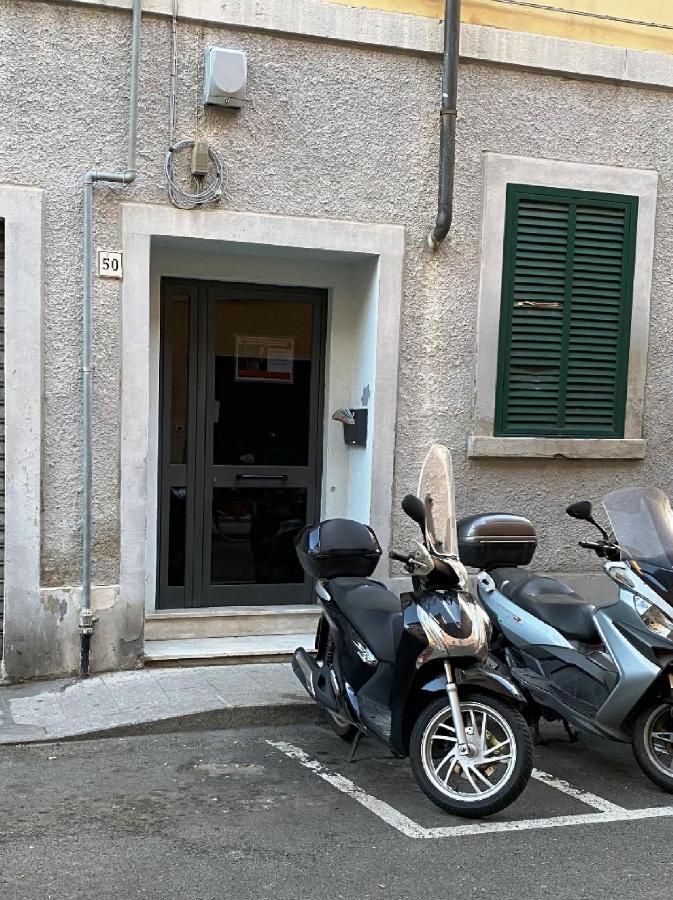 Апартаменты Casamieli, Nuovo, Vicino Al Porto Al Mare E Al Centro Ливорно Экстерьер фото